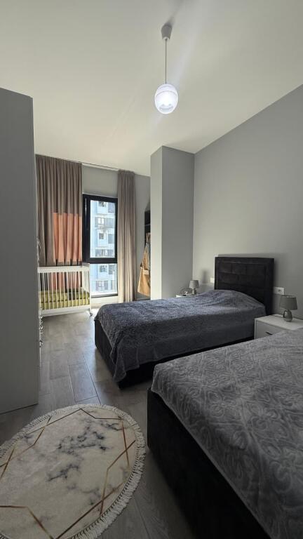 Jepet me qira apartament 3+1+2 te Square 21