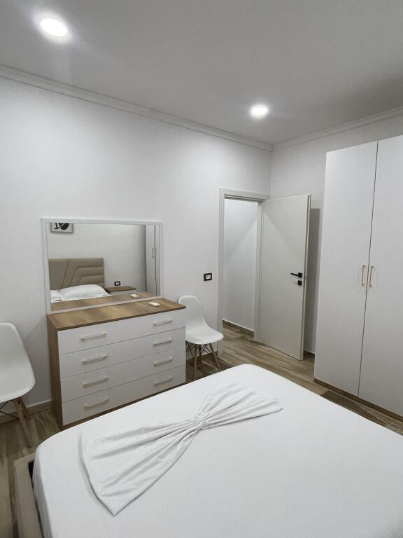 Super luxury apartment for rent until June, in the Beach area near Bajram Curri school.