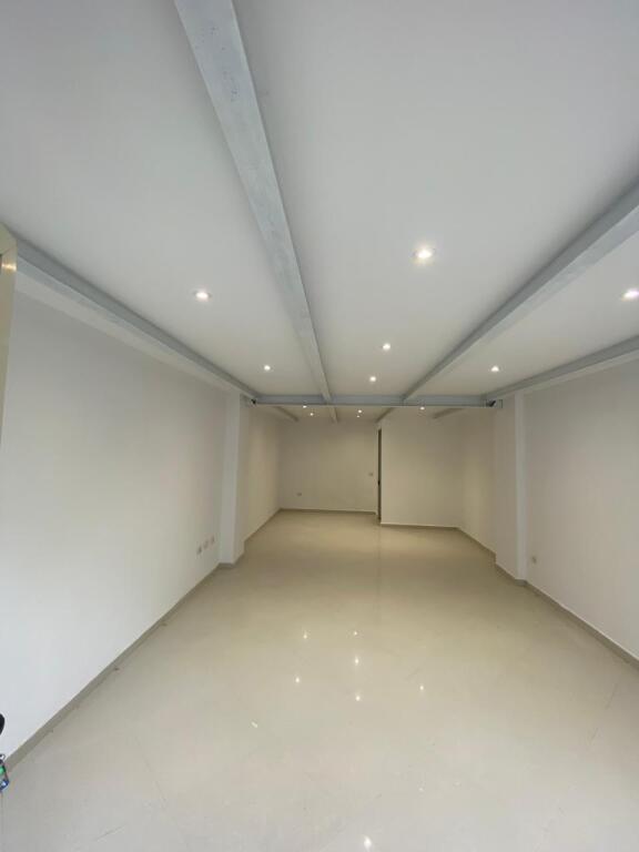 Business premises for rent on Jordan Misja street!

