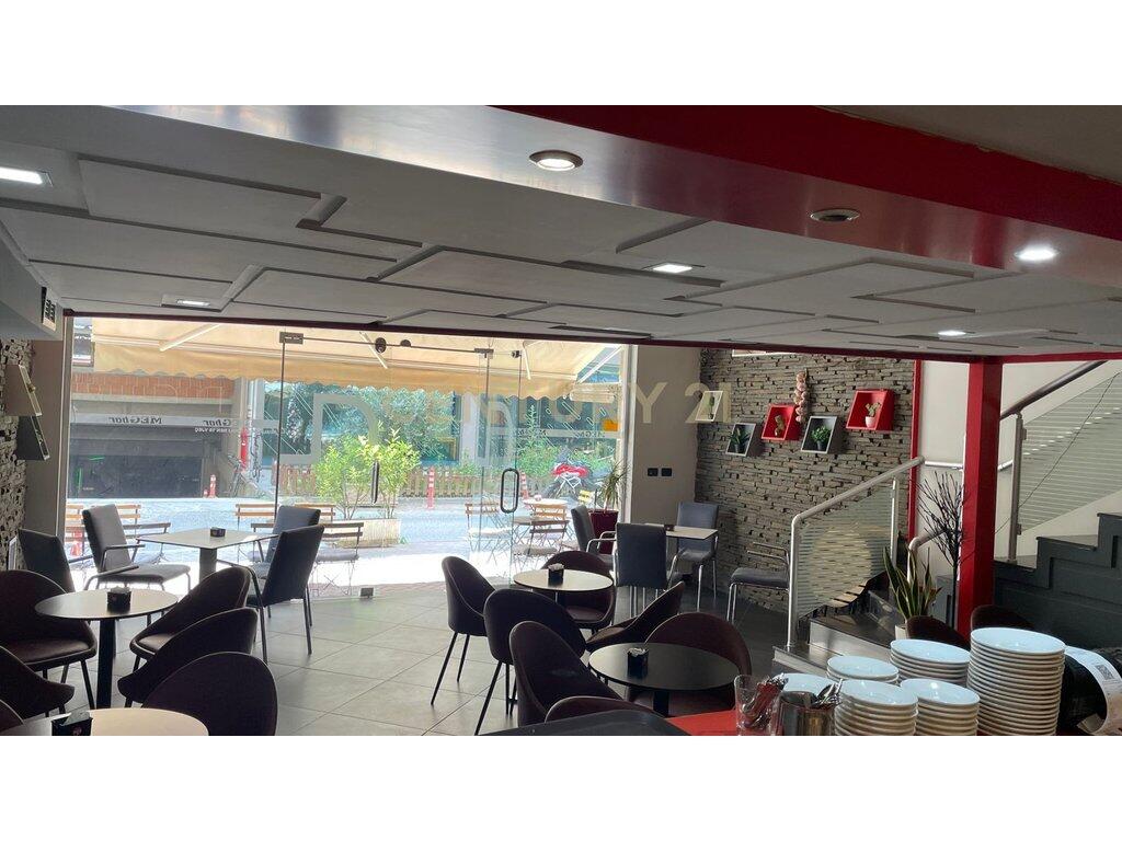 LAPRAK, AFFITTIAMO UN'UNITÀ E UN'ATTIVITÀ DI BAR CAFFÈ