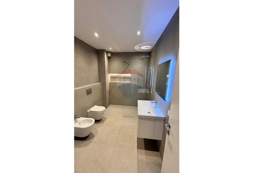 Apartament 1+1 per shitje ne Astir !