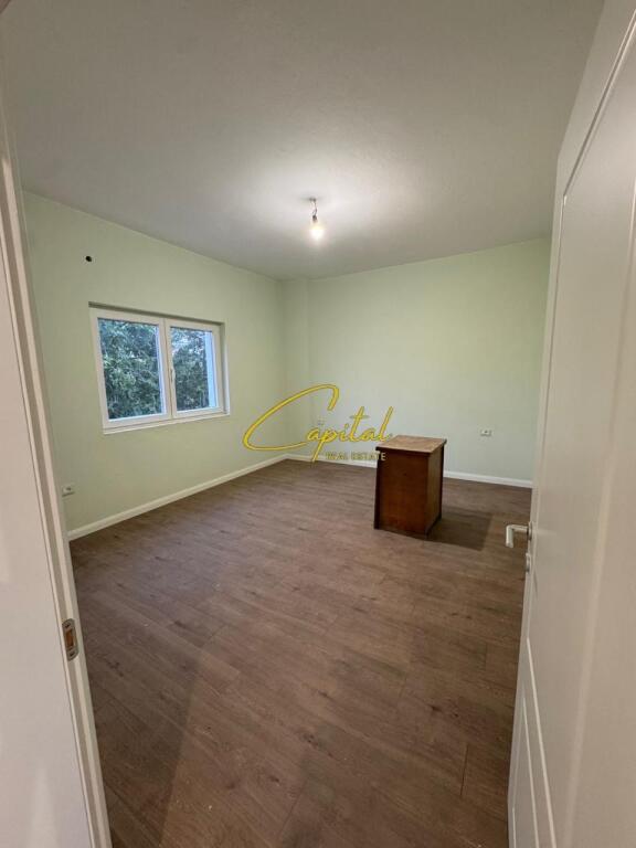 VILLA PRIVATA IN AFFITTO 214 M2 KOMBINAT 150.000 LEKE