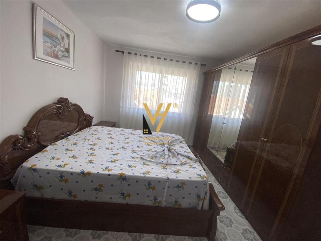 JEPET APARTAMENT 2+1 ME QERA TE FERIT XHAJKO 600 EURO