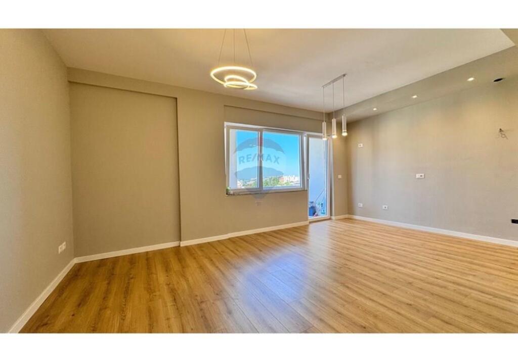 Apartament 1+1 per shitje ne Astir !