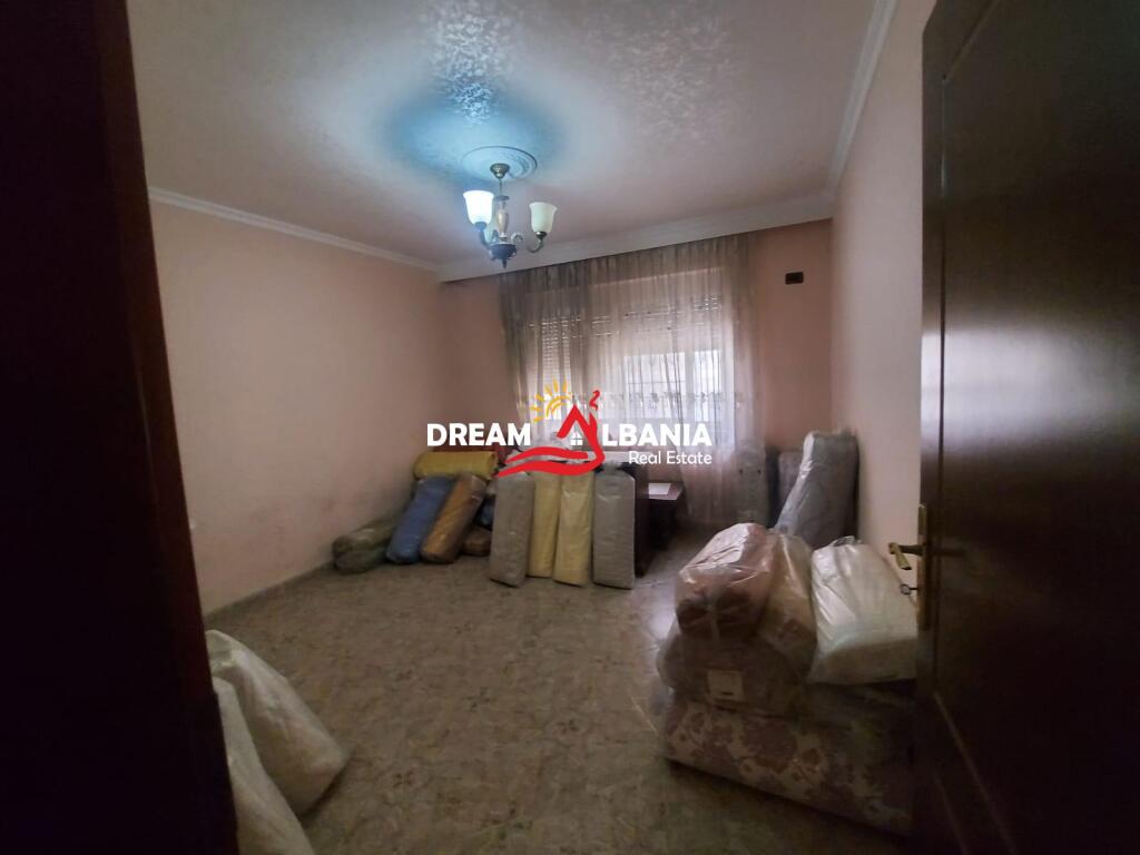 Appartamenti 3+1 in vendita in Via Elbasani, vicino alla Scuola di Balletto a Tirana (ID 4131171)
