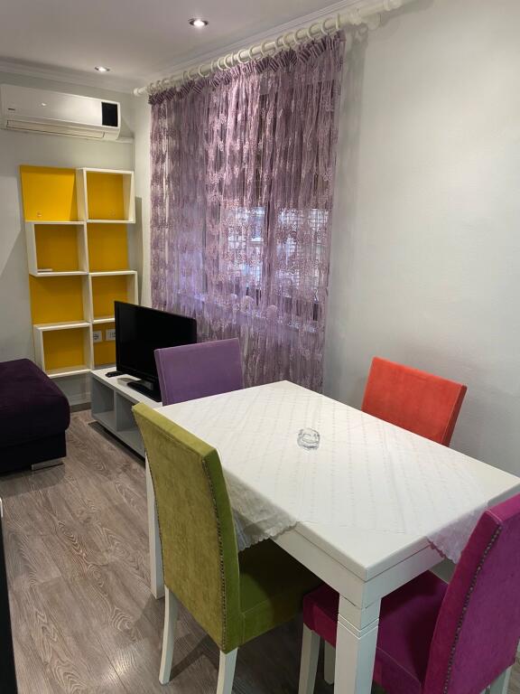 Appartamento 2+1+1 in affitto RR.XHANFIZE KEKO 55.000 lek