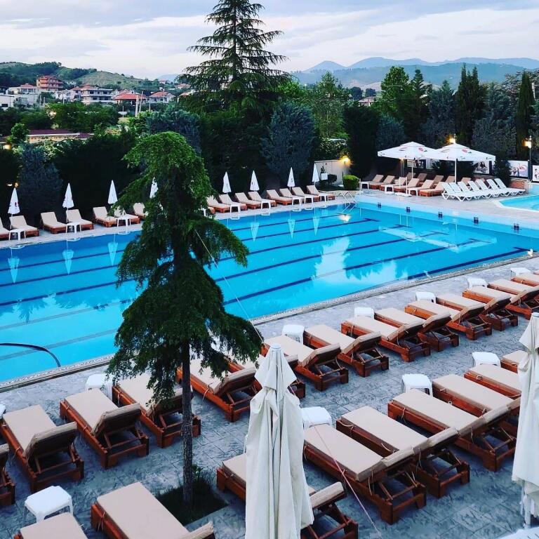 Business property suitable for a venue  hotel with a pool and yard for sale or rent
