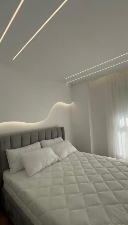 APARTAMENT NE SHITJE 2+1+2 PRANE SQUARE 21 TIRANE