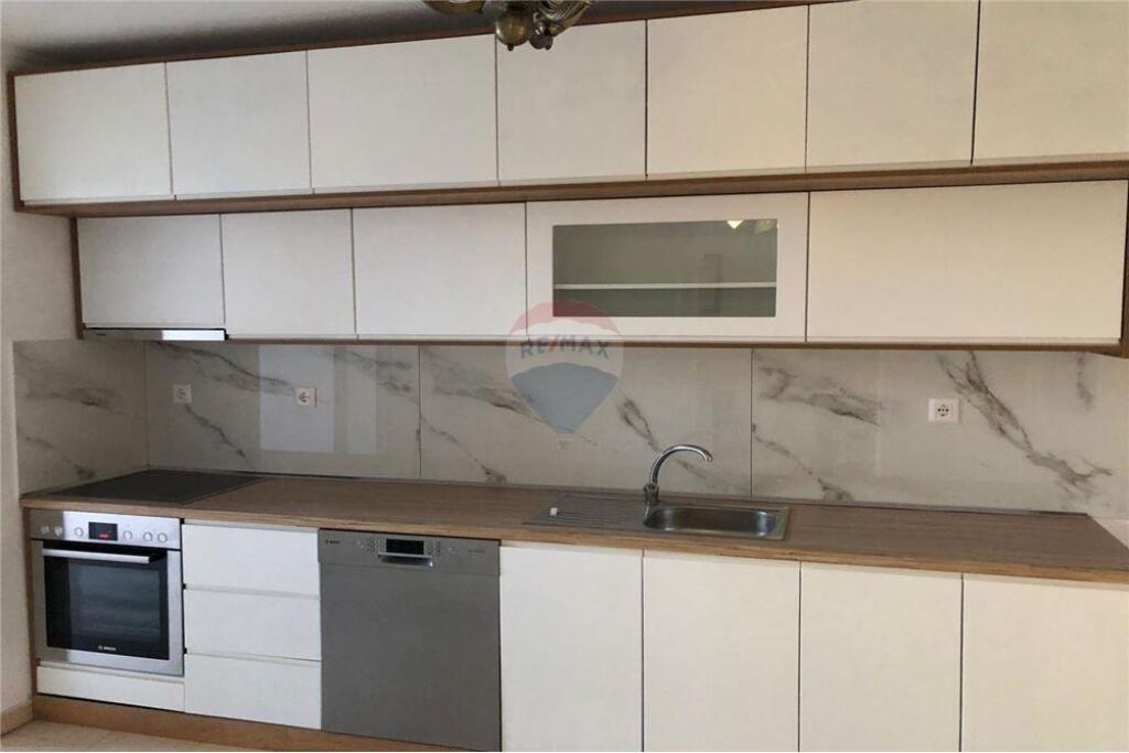 Appartamento 2+1 in affitto in via Dritan Hoxha