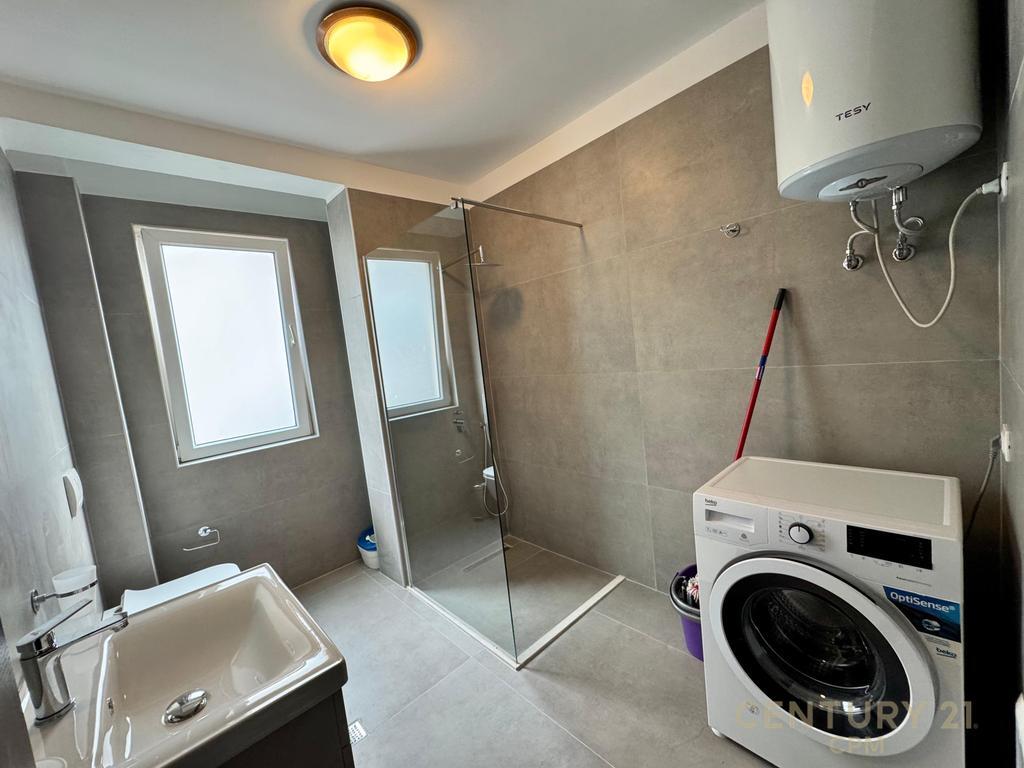 Duplex Modern me Qira – 🌅 Kodra e Diellit 1