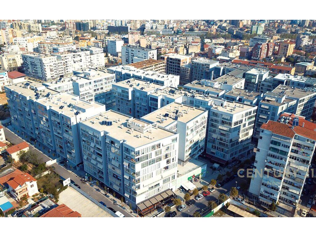 Shitet apartament 1+1 tek Kompleksi Kika 2,Komuna e Parisit