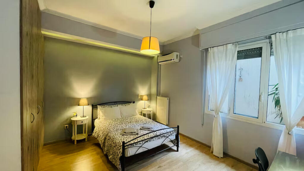 Apartment For Rent 1+1 At Dritan Hoxha (ID B2101280) Tirane