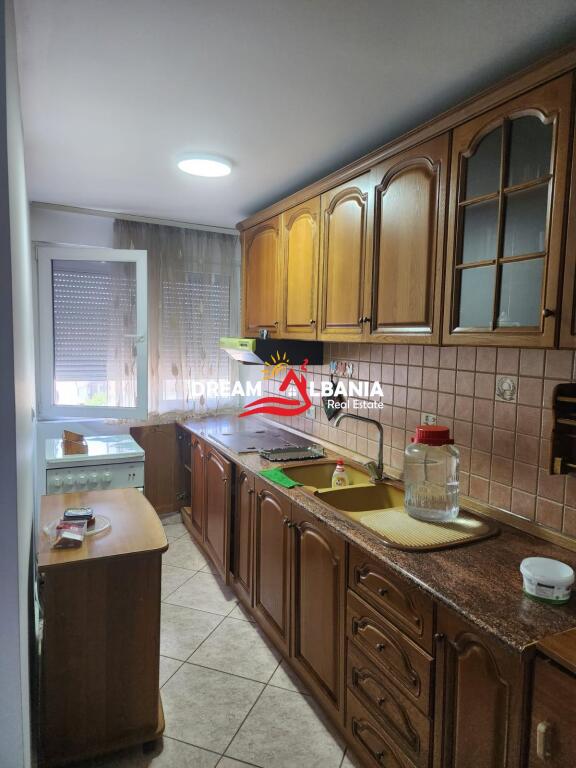 Apartament 3+1 per Shitje tek Tirana e Re prane shkolles “26 Nentori” ne Tirane ( ID 4131314 )