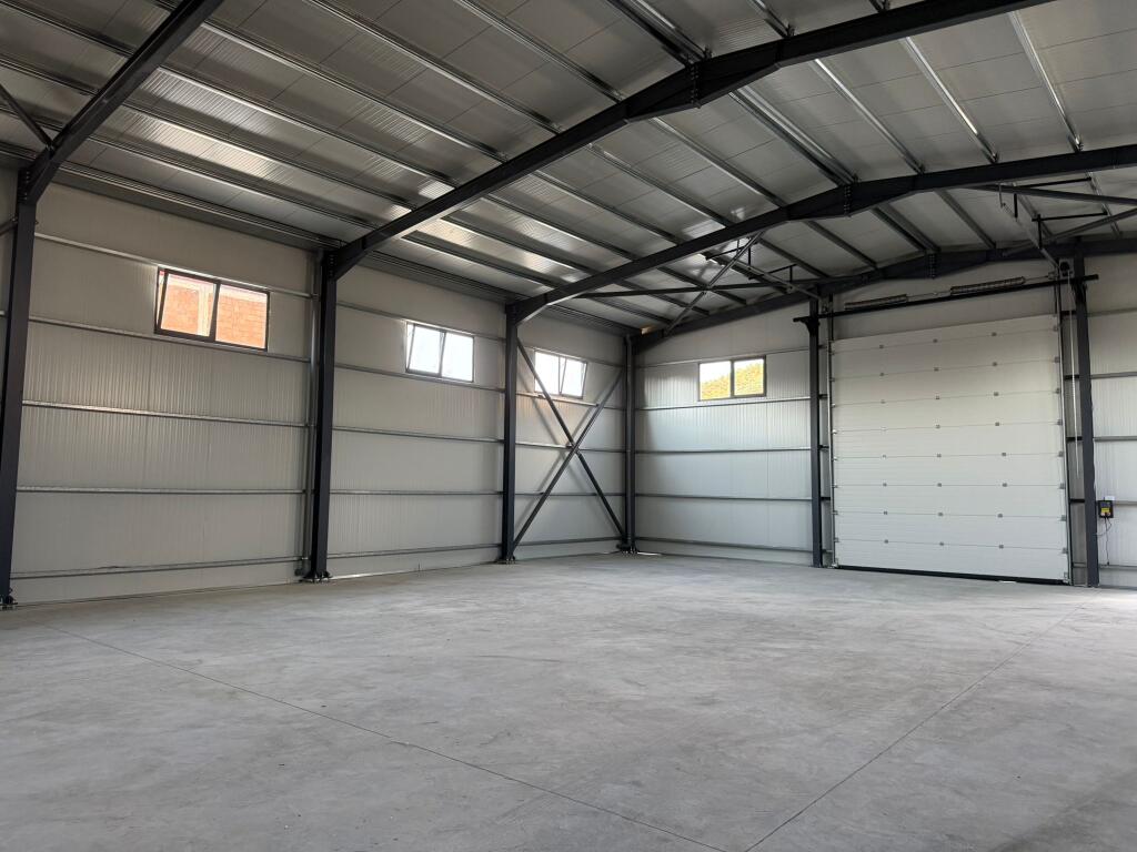 Warehouse for rent, Peze Helmes