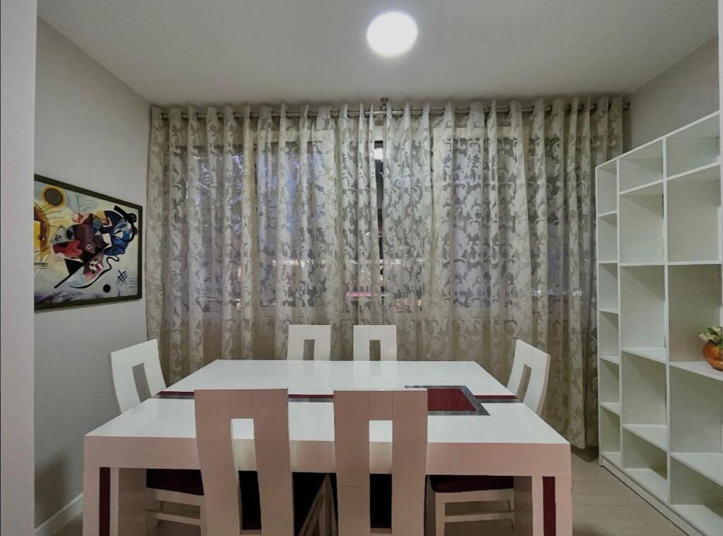 Apartament 2+1 - Për Qira - Myslym Shyri, Tiranë
