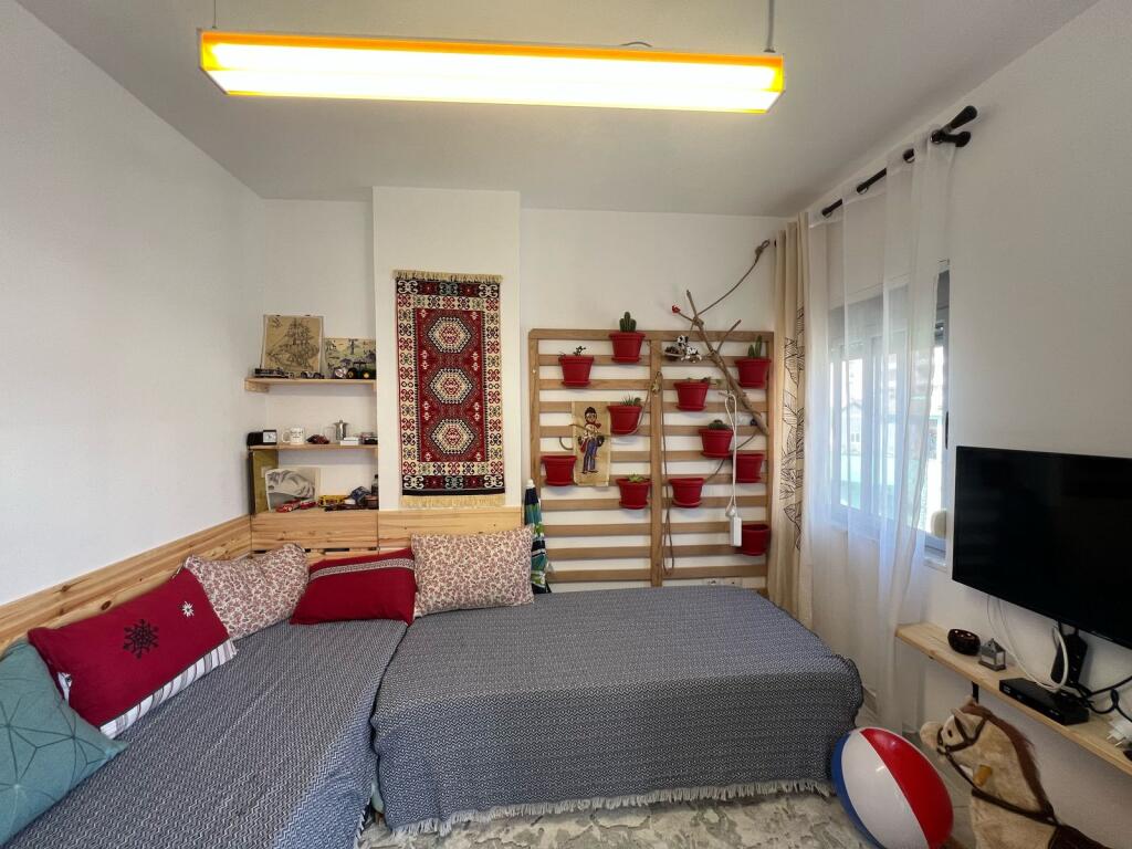SHITET GARSONIERE - 📍 Shkëmbi i Kavajës – Durrës