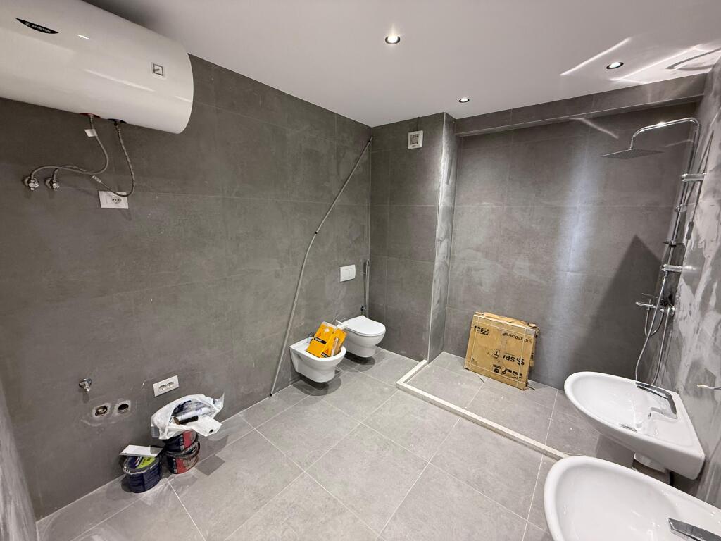 WE SELL APARTMENT 2+1+2 POSSIBILITY TO DIVIDE (2+1) WITH VERANDA AT URBAN GATE ASTIR