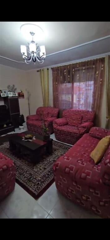 Shitet apartament 1+1 tek Vila Gold , rr Dibres