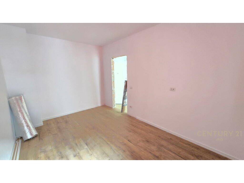 RENTING 1+1 APARTMENT SUITABLE FOR OFFICE.