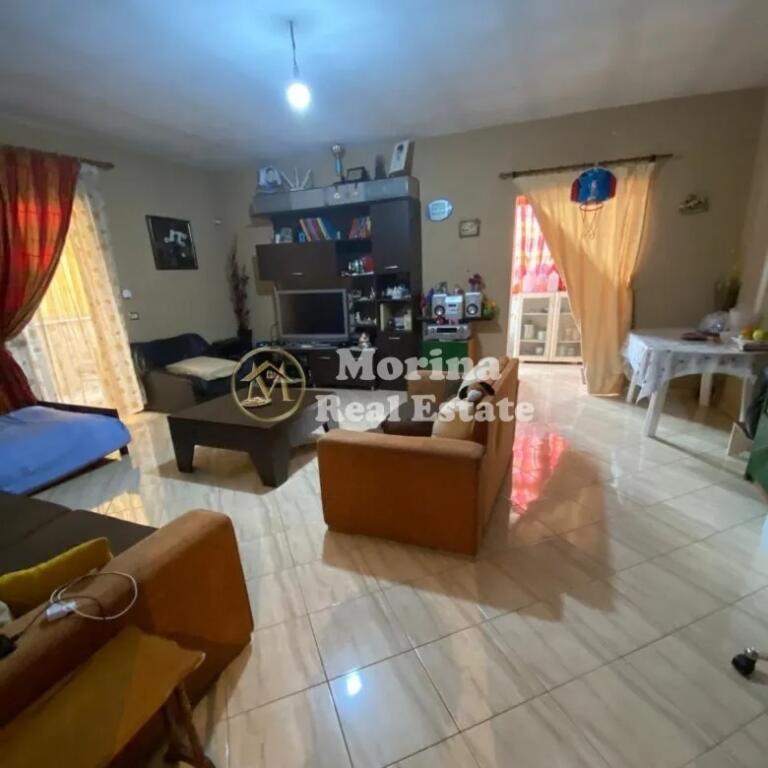 Shitje, Apartament 2+ 1, te 21 Dhjetori, Cmimi 148320 Euro