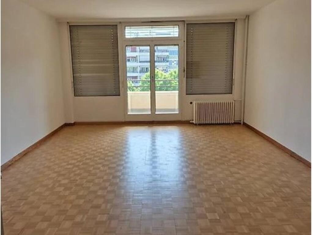 Office for rent near Elbasan Street (ID BZ2699) Tirana