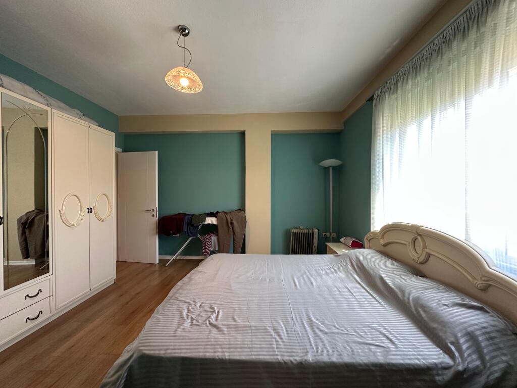 Komuna e parisit , apartament 2+1+2 me qera (700€)