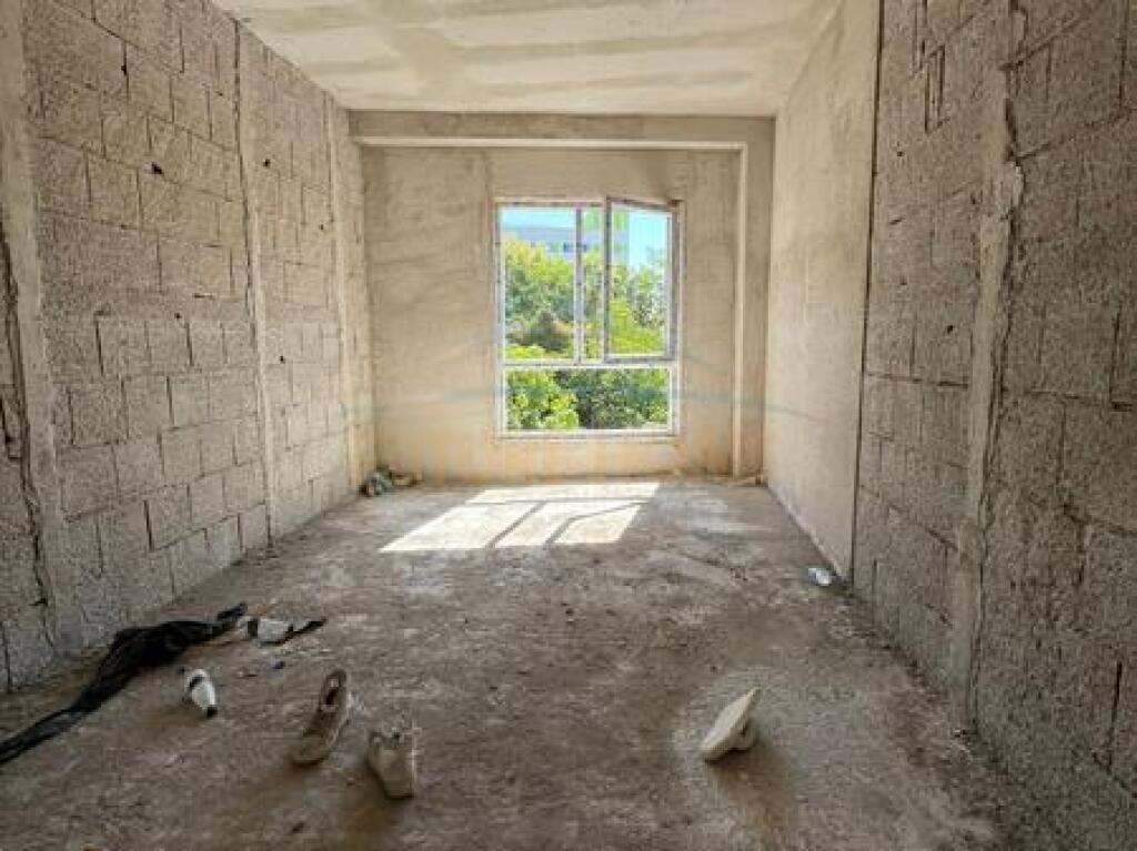 Shitet, Apartament 1+1, QSUT, Tiranë