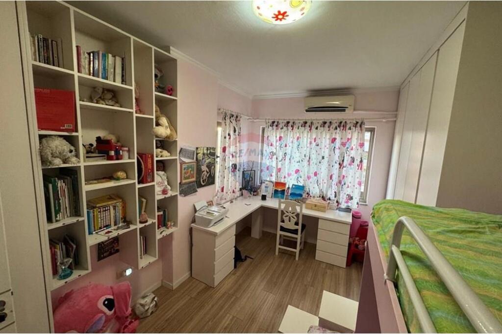 Shitet Apartament 2+1+2 , ne Astir !