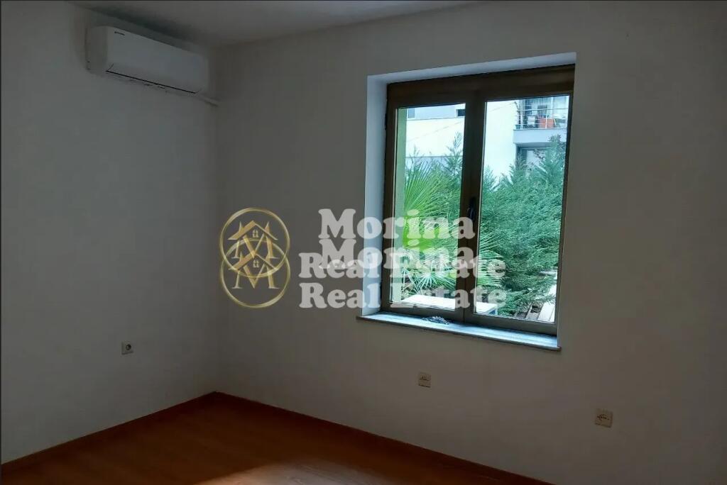 Affitto, Appartamento, 3+1, Pazari I Ri, 600 euro/mese