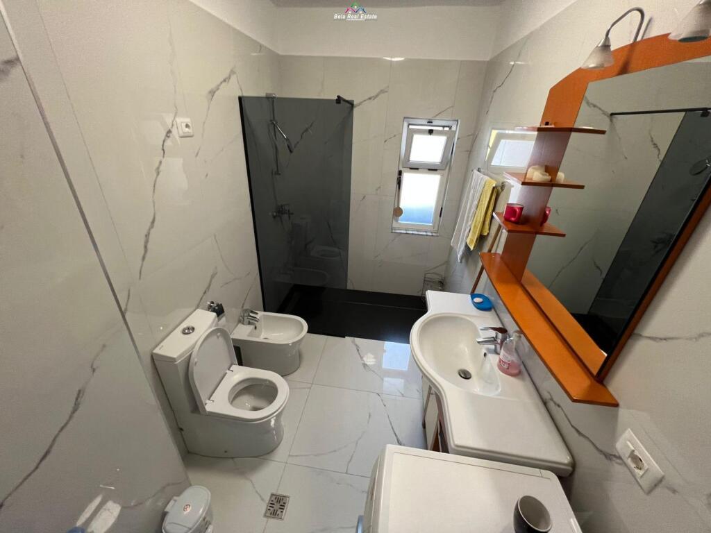 Apartament Me Qera 2+1 Ne Bllok (ID B2201510) Tirane