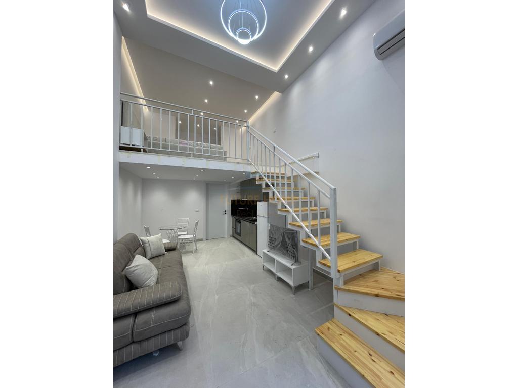 Qera, Apartament Loft, Fresku