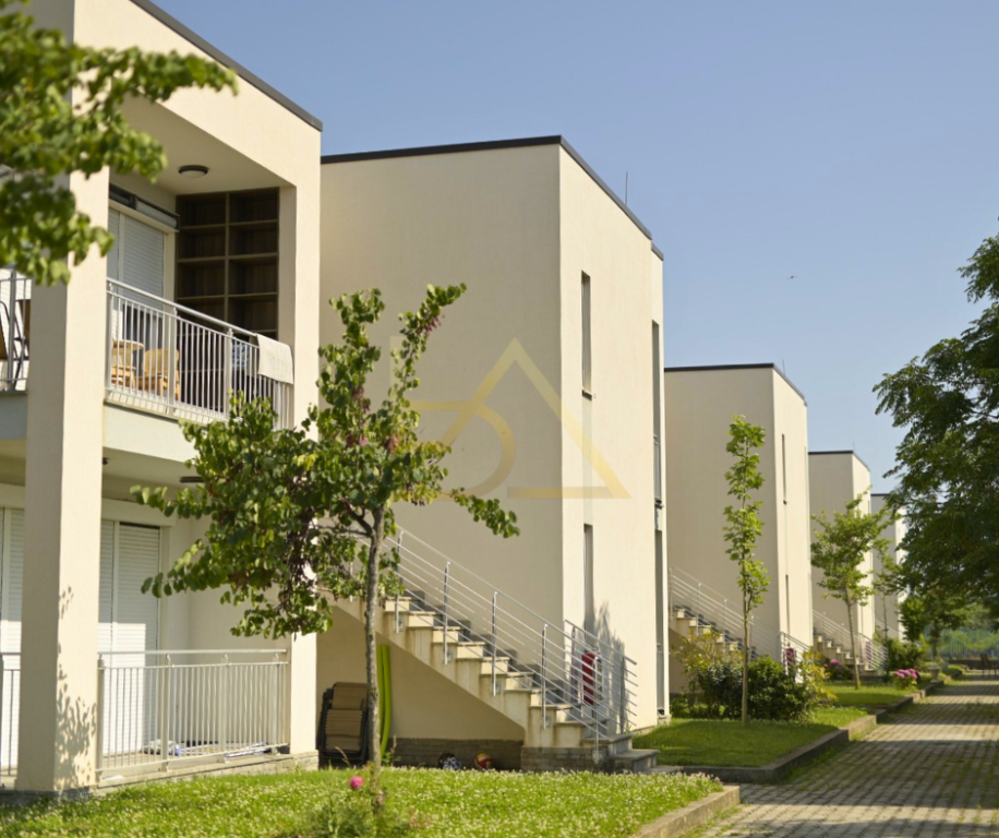 Shitet Apartament – Talea Coast, Tale