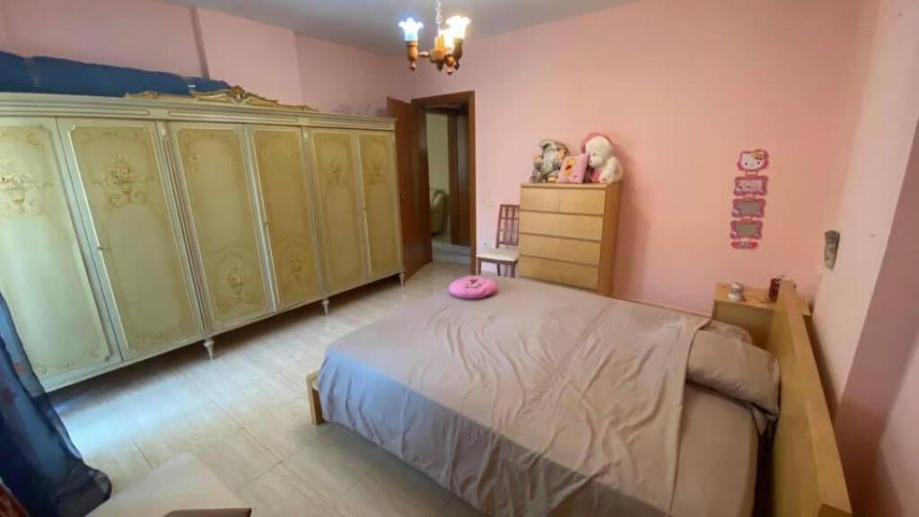 Jepet me Qera Apartament 1+1+Bllk te Rr. E Bogdaneve