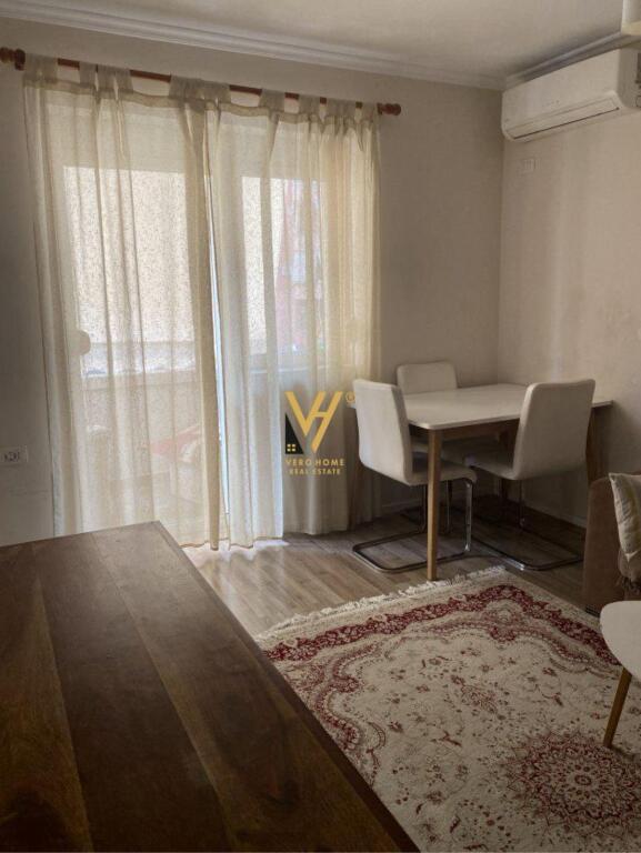 JEPET APARTAMENT 1+1+BLK ME QIRA TE STADIUMI DINAMO 900 EURO
