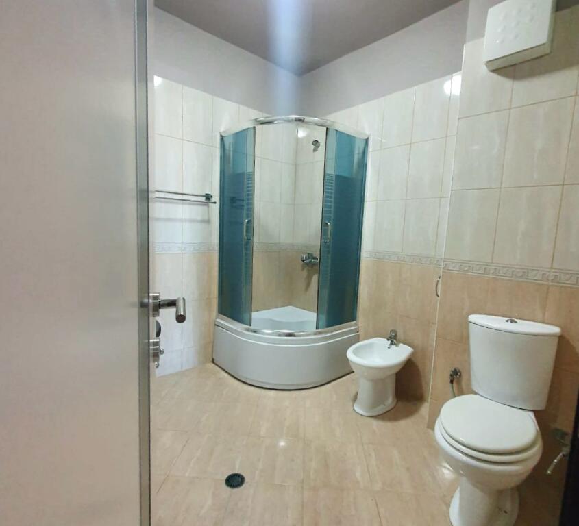 In Affitto: 1+1+Cucina Propria (Ville Tedesche) K9, Nuova Zona con Ascensore | Completamente Attrezzato 50.000 Leke