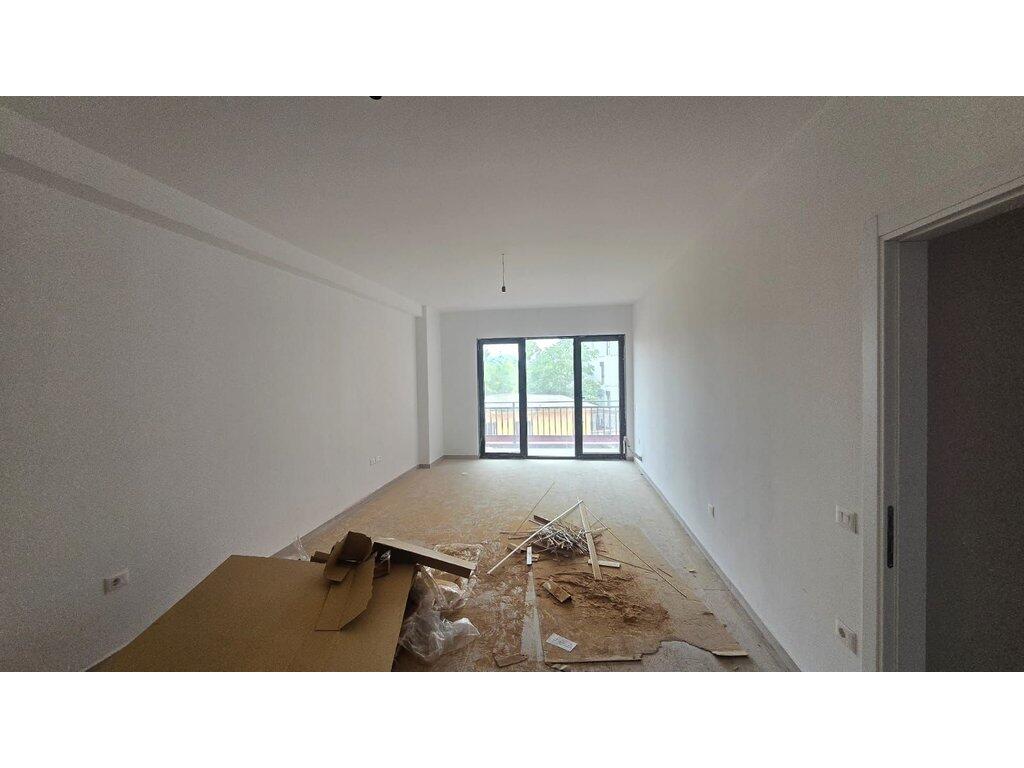 PER SHITJE APARTAMENT 2+1+2 TEK ARLIS FARMACIA 10 ! 228,600 €