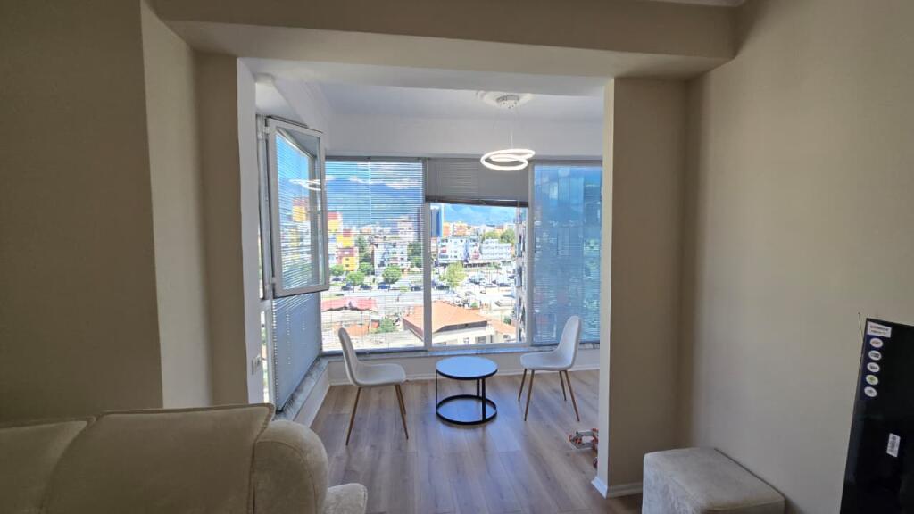 SUPER APARTAMENT 1+1 ME QIRA, TE USLUGA ‼️
