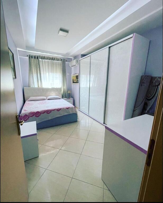 1+1 apartment for rent in the center of Astiri