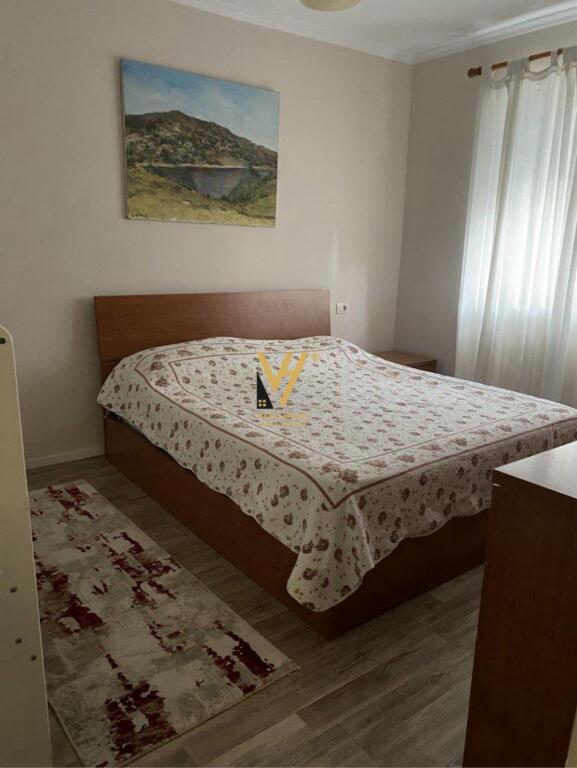 JEPET APARTAMENT 1+1+BLK ME QIRA TE STADIUMI DINAMO 900 EURO
