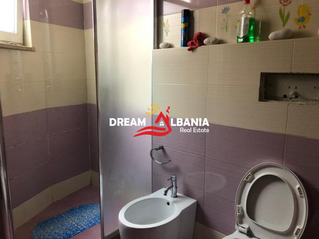 Apartment 2+1 in one of the most prestigious complexes at the Dry Lake in Tirana(ID 41212028)