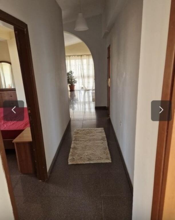 Affittasi Appartamento 2+1+1 con Balcone