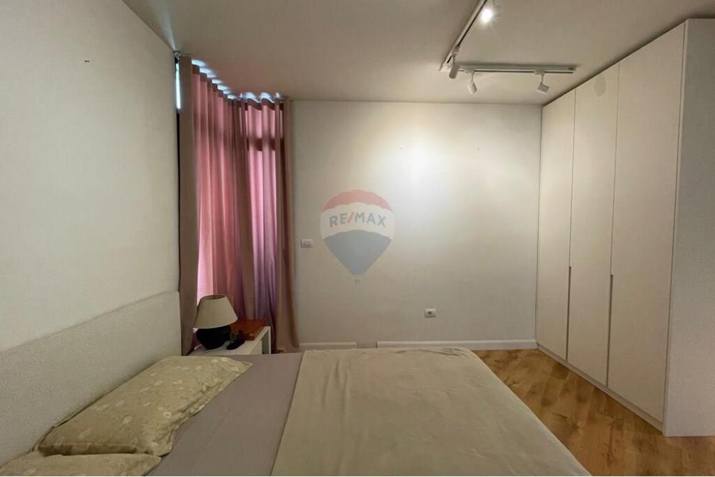 Apartament 1+1 me qira te ish Ekspozita!