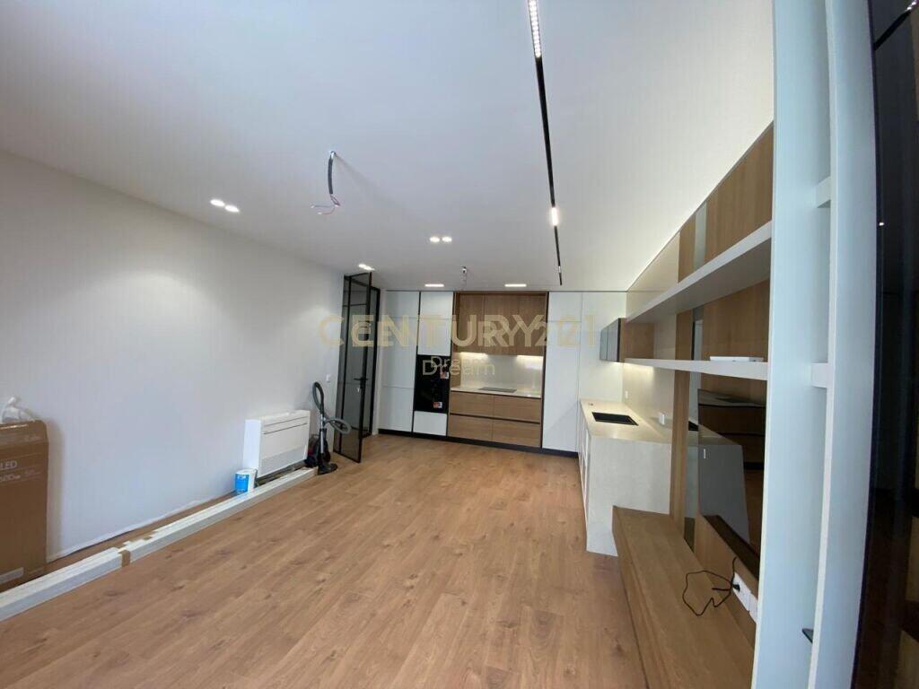 APARTAMENT 2+1+2 NE SHITJE PRANE ''VET HOSPITAL'' 299,000 €