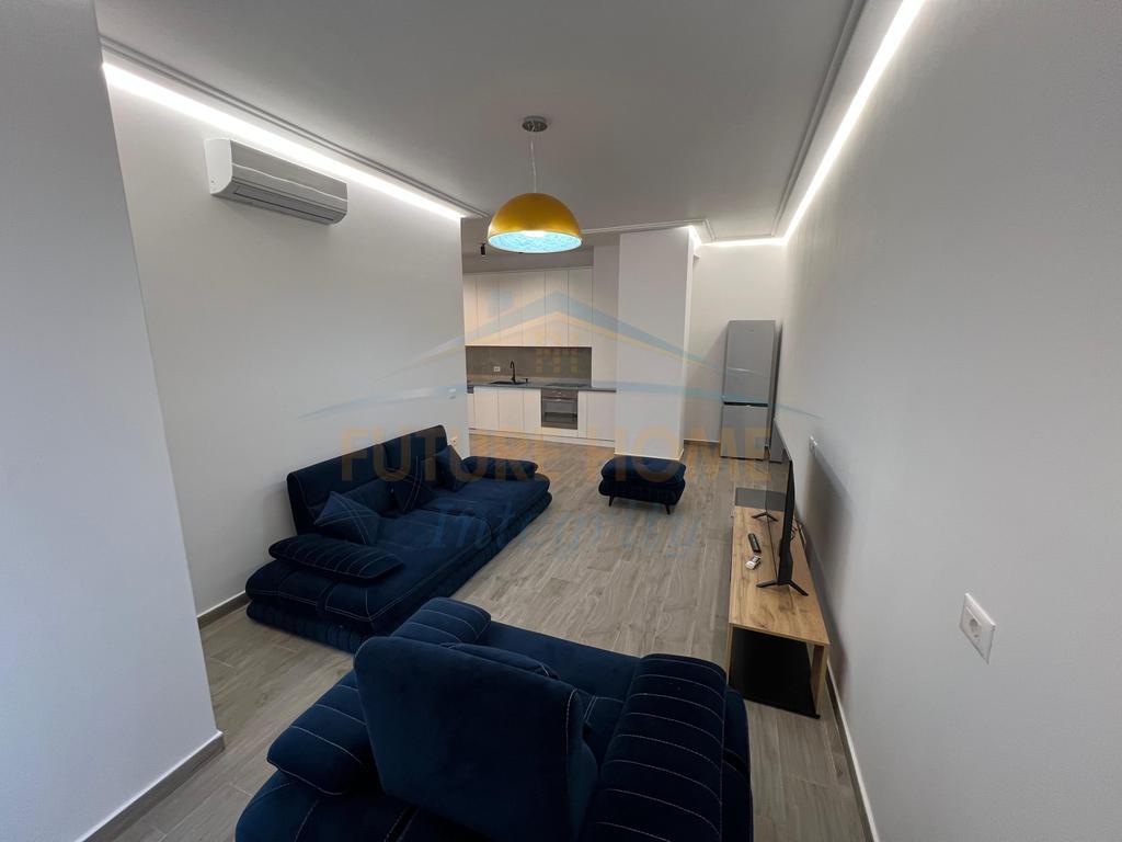 Qera, Apartament 2+1+Post Parkimi, Rruga Riza Cerova, Tiranë.