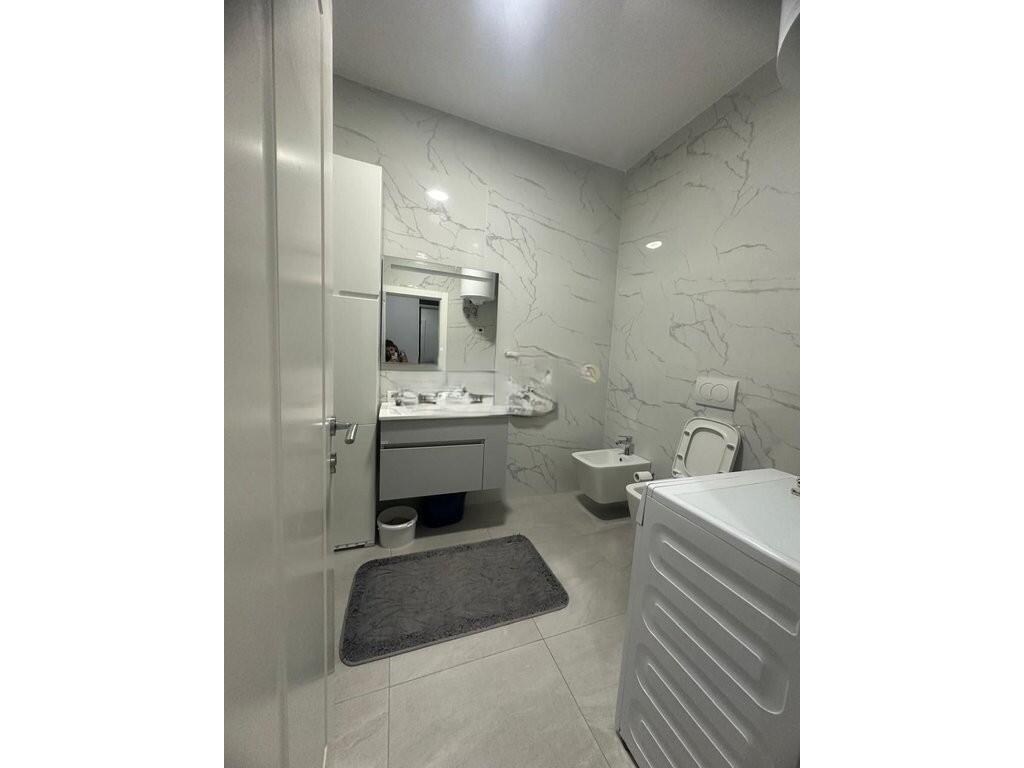 Apartament 2+1 Për Shitje në rrugen Jordan Misja, Tiranë! 186,000 €
