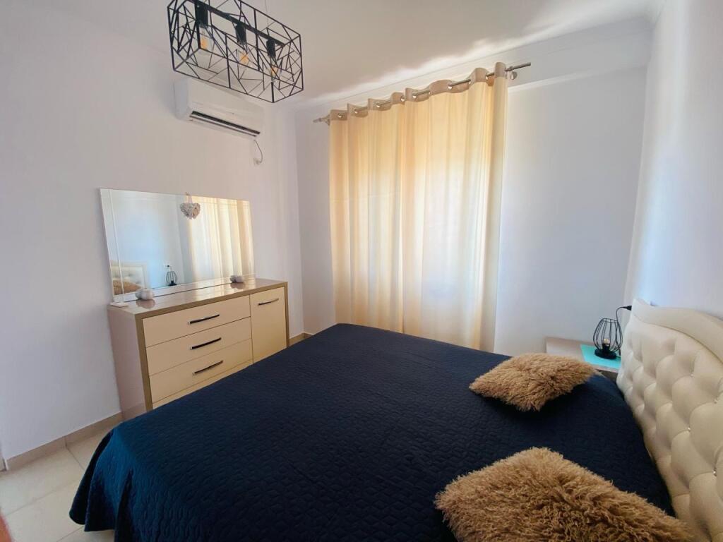 Shitet apartament 1+1 me pamje nga deti. Durrës, zona Plepa