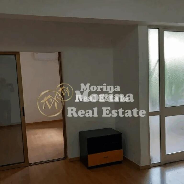 Affitto, Appartamento, 3+1, Pazari I Ri, 600 euro/mese