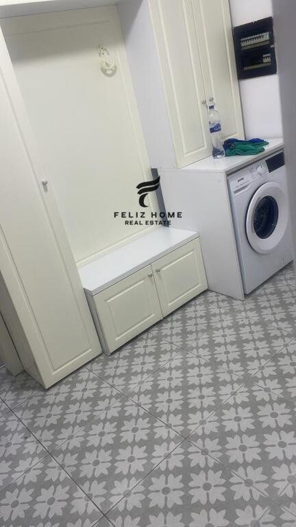 APARTAMENT ME QERA 2+1 XHAMLLIKU 500EURO