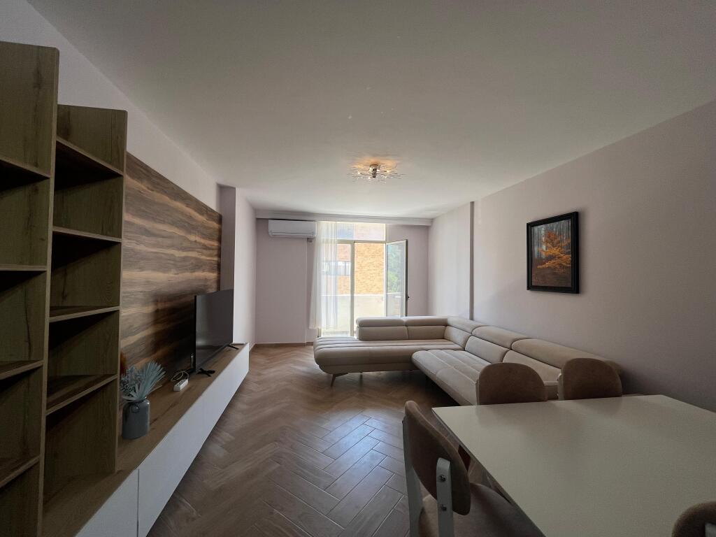 Appartamento 2+1, in affitto Villa Zogut -Durazzo vista mare