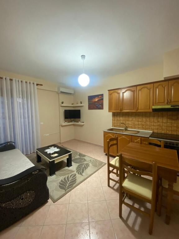 AFFITTASI APPARTAMENTO 1+1 IN SPIAGGIA, VICINO ALL'HOTEL ANTALYA